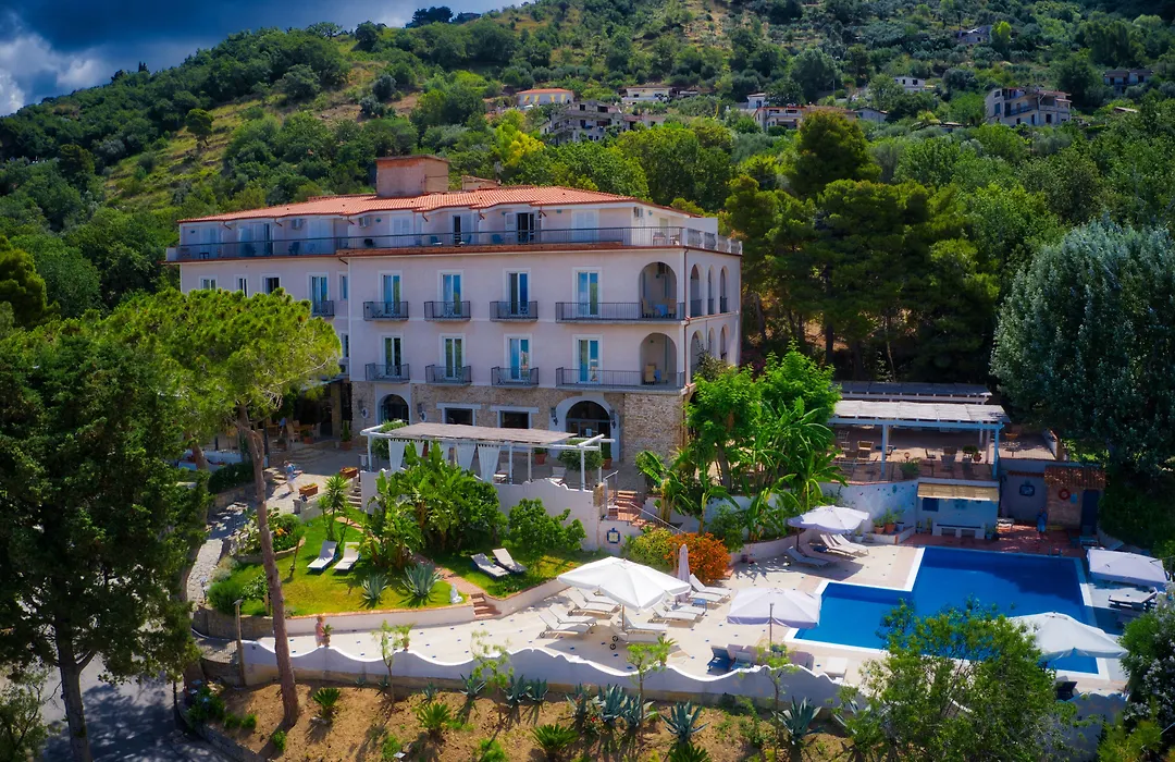 Hotel Garden Riviera-1