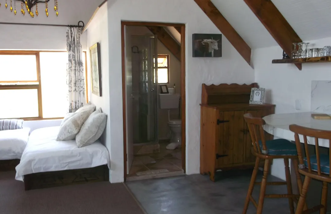 Tniqua Stable Inn-1