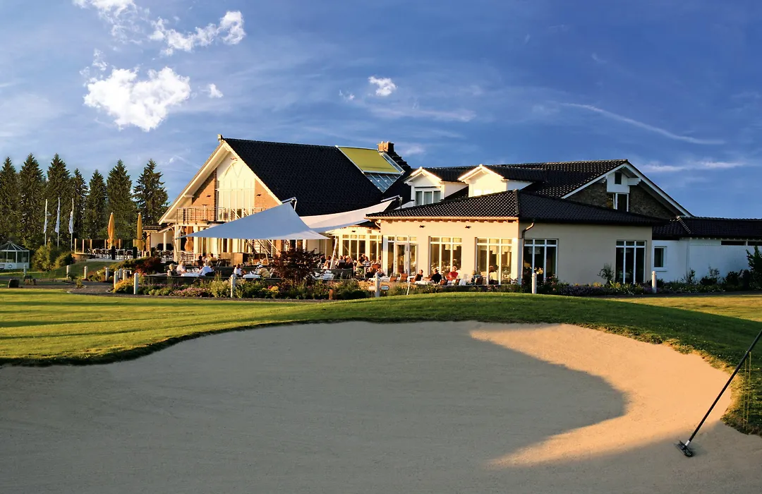 Gut Heckenhof Hotel&Golfresort an der Sieg GmbH&Co. KG-1