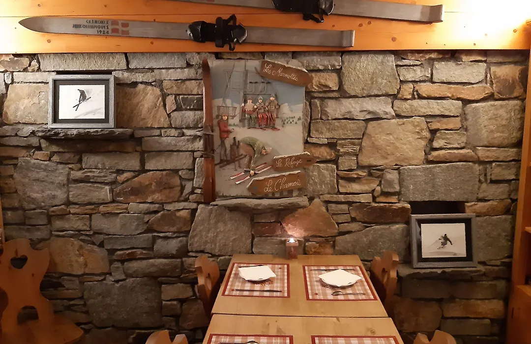 Hôtel Arolla-1