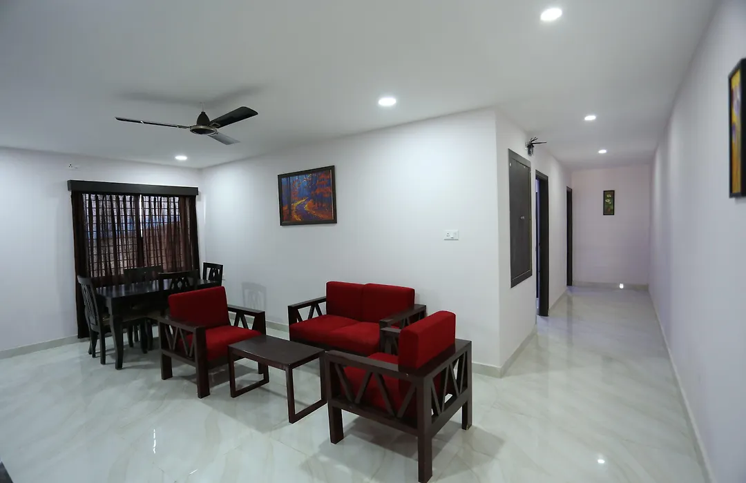 Hotel Rr International-1
