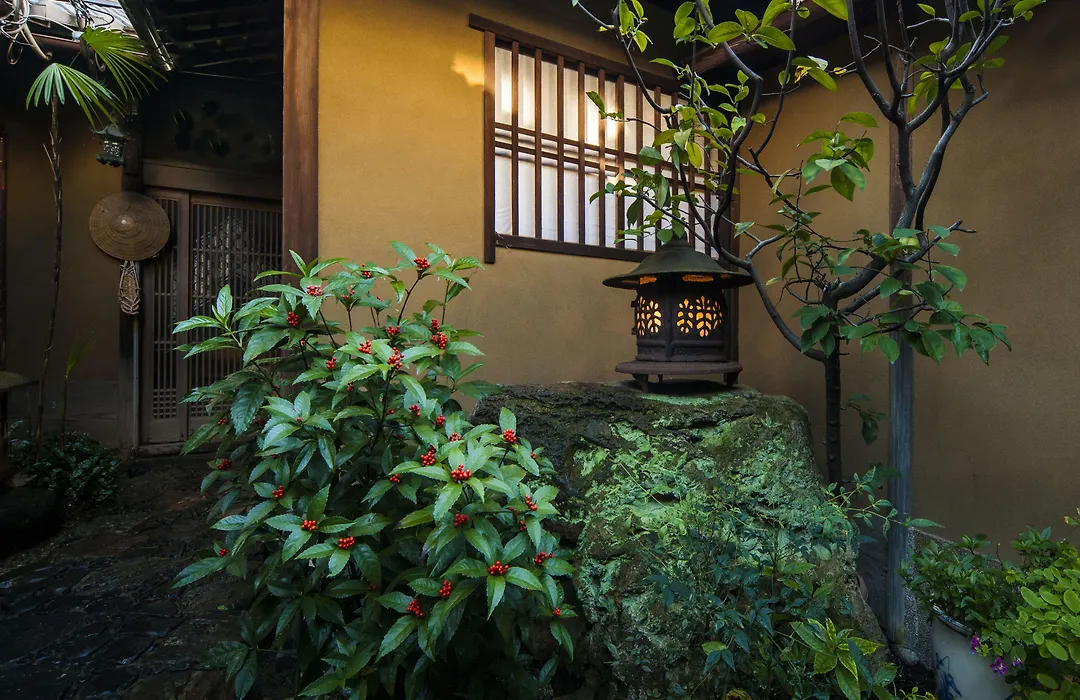 Toshiharu Ryokan-1