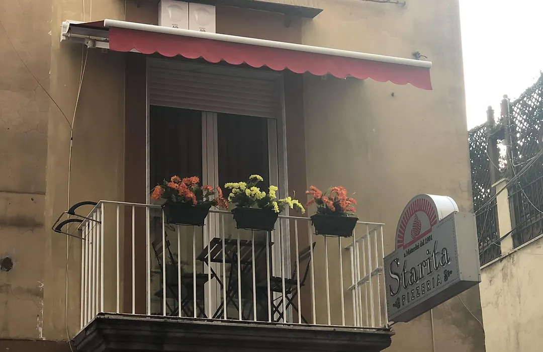 Starita Bed & Pizza-1