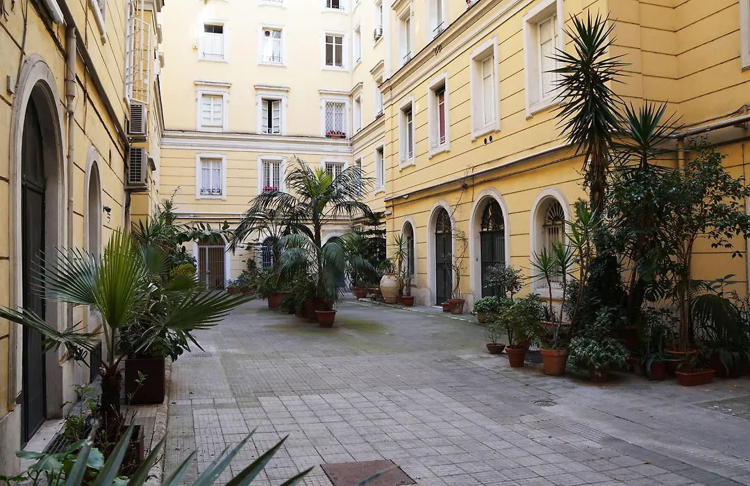 Cola Di Rienzo Suite B&B-1