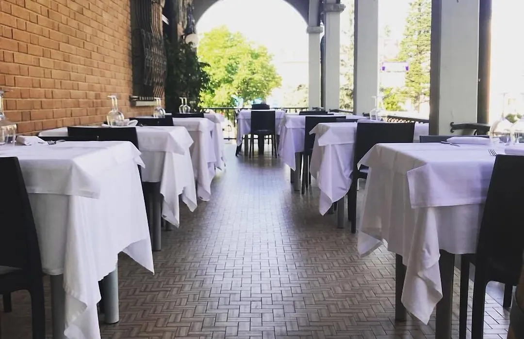 Hotel Ristorante Gallo D'Oro-1