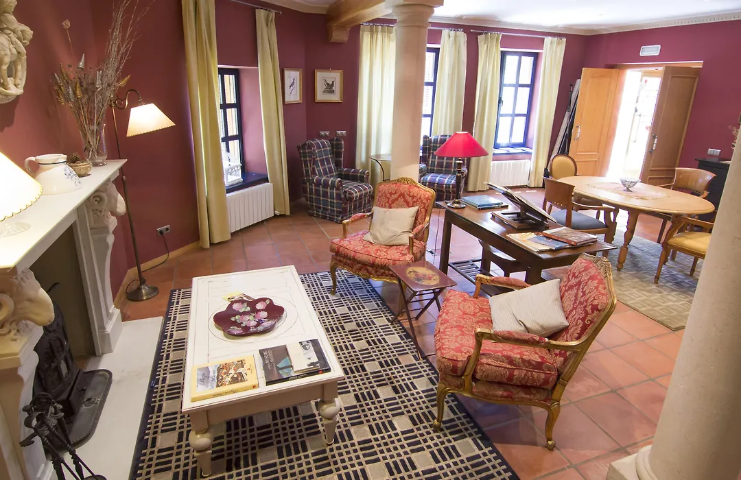 Hotel Sara De Ur-1