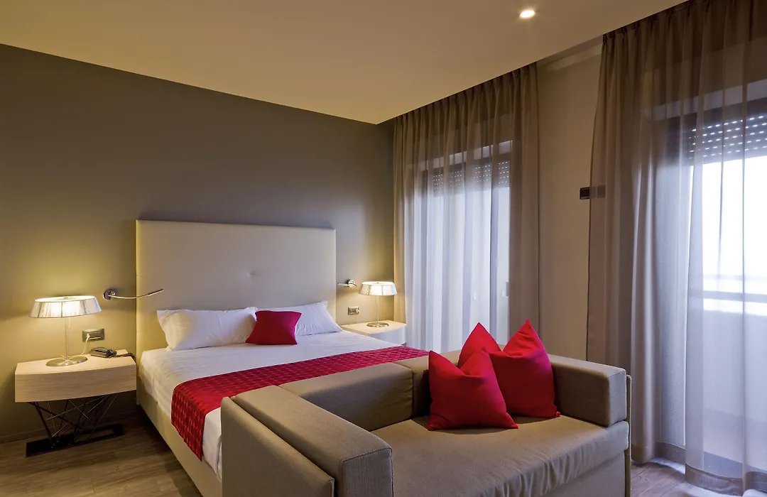 Hotel Italia-1