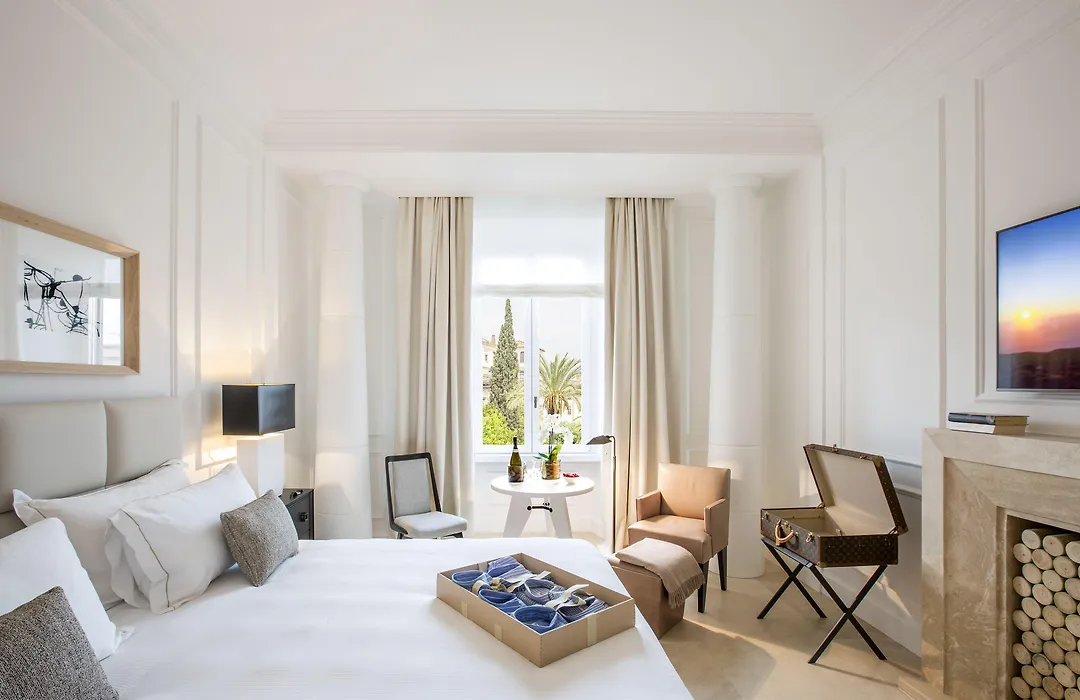 Residenza B-1