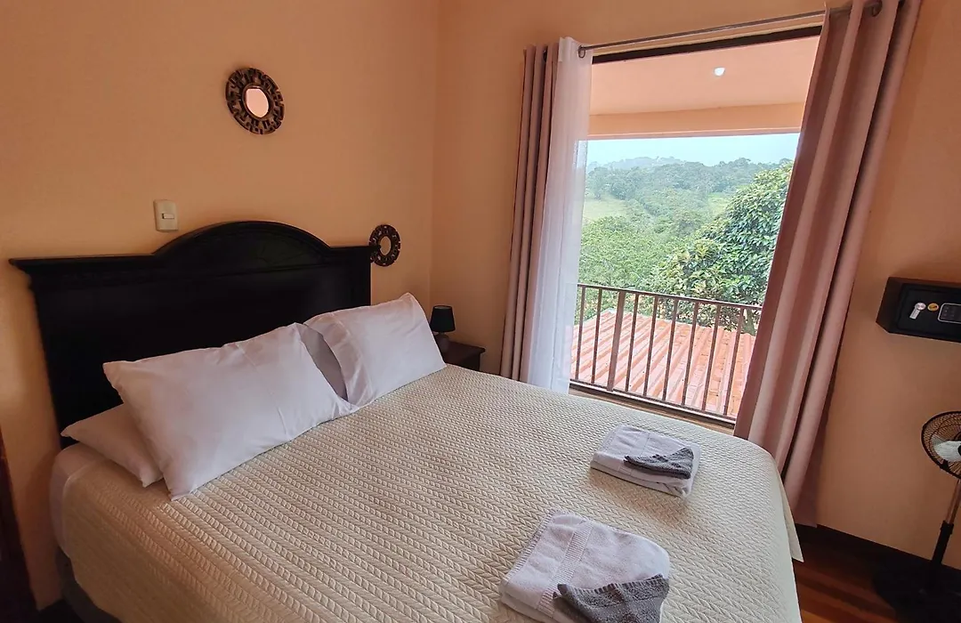 Mi Casa Su Casa Monteverde-1