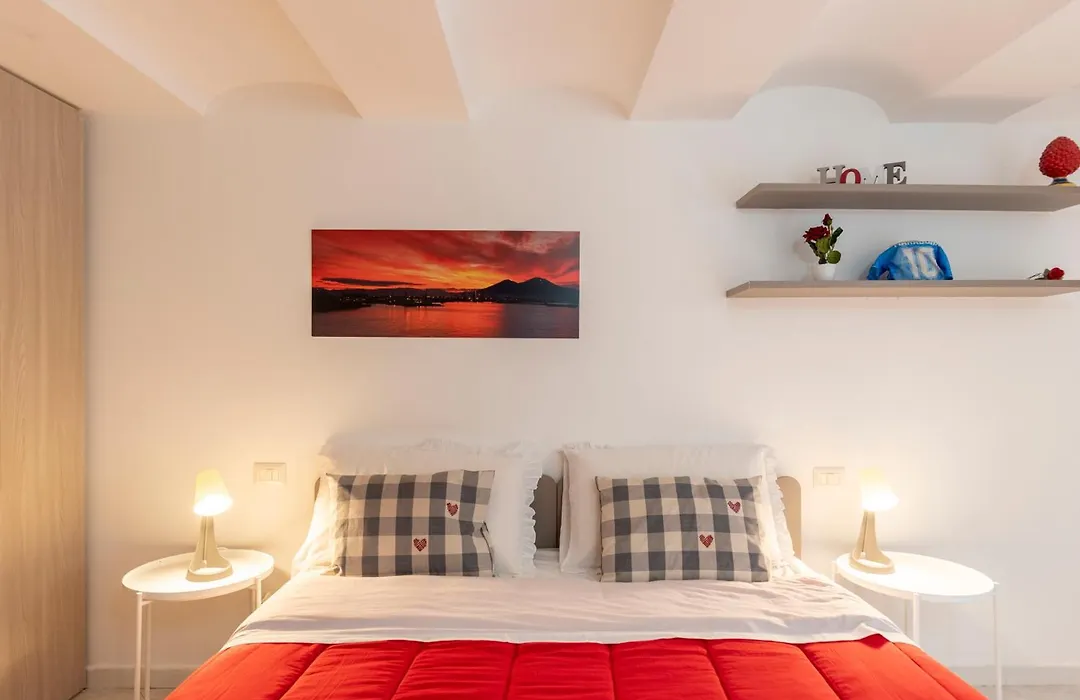 Napoli centro, DM suites-1