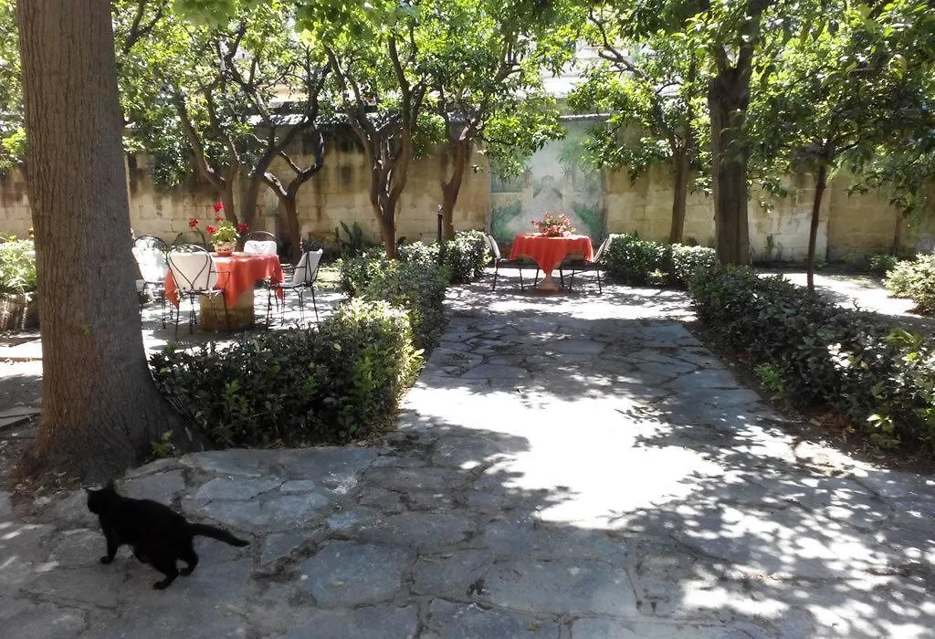 B&B L'Orangerie D'Epoque-1