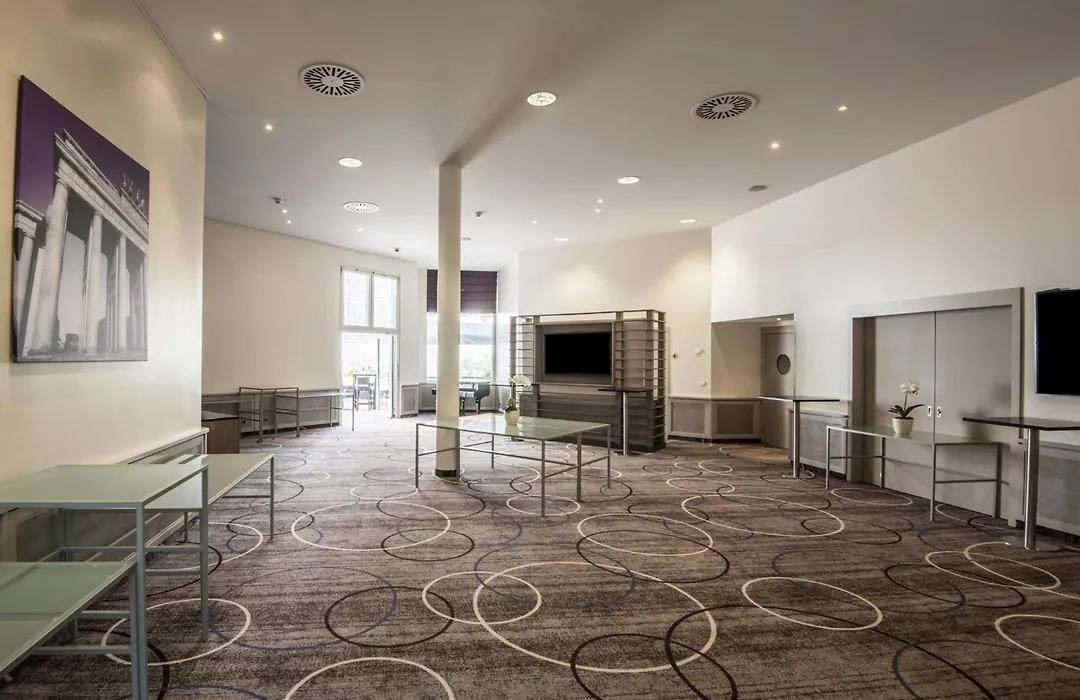 Crowne Plaza Berlin City Centre Ku'Damm By Ihg-1