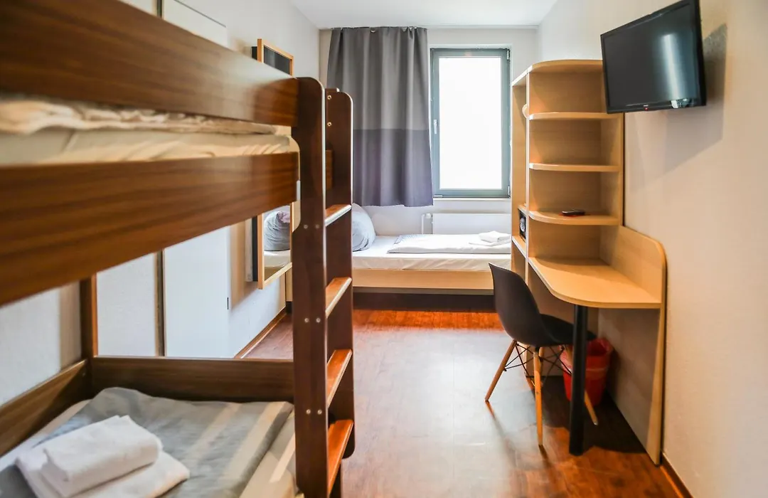 Acama Hotel & Hostel Kreuzberg-1