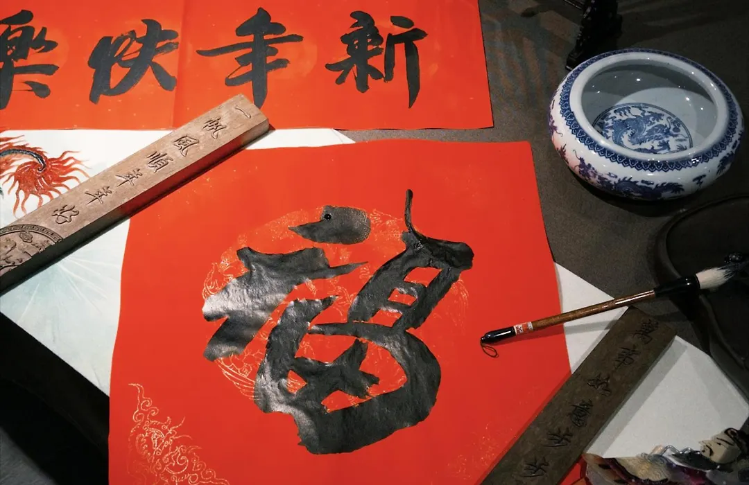 Beijing Shichahai Shadow Art Performance Courtyard-1