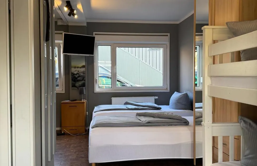 Motel Home Berlin-1