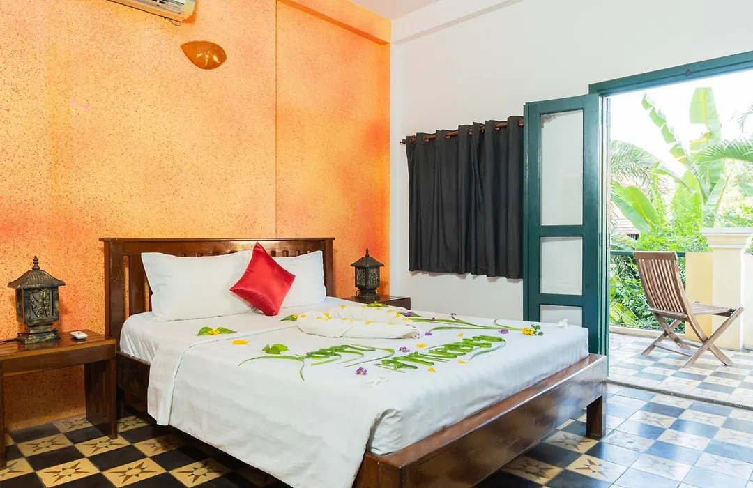 Golden Banana Residence-1