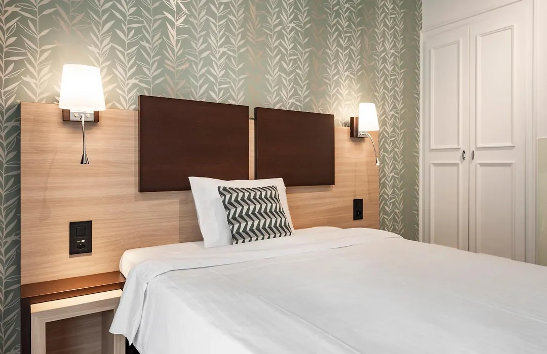Hotel Suisse-1