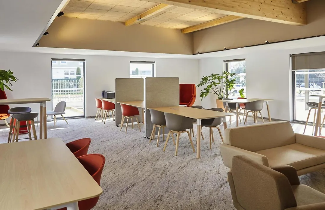 Mercure Avignon Tgv Hotel & Spa-1