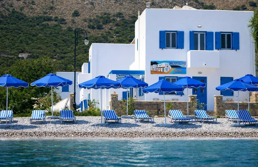 Dream Island Hotel-1