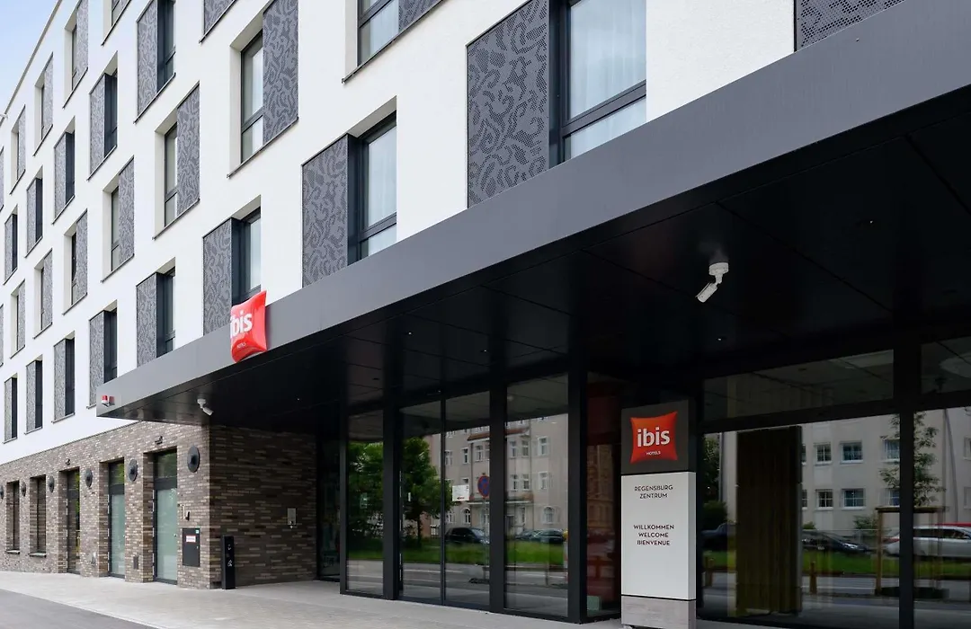 Ibis Regensburg Zentrum-1
