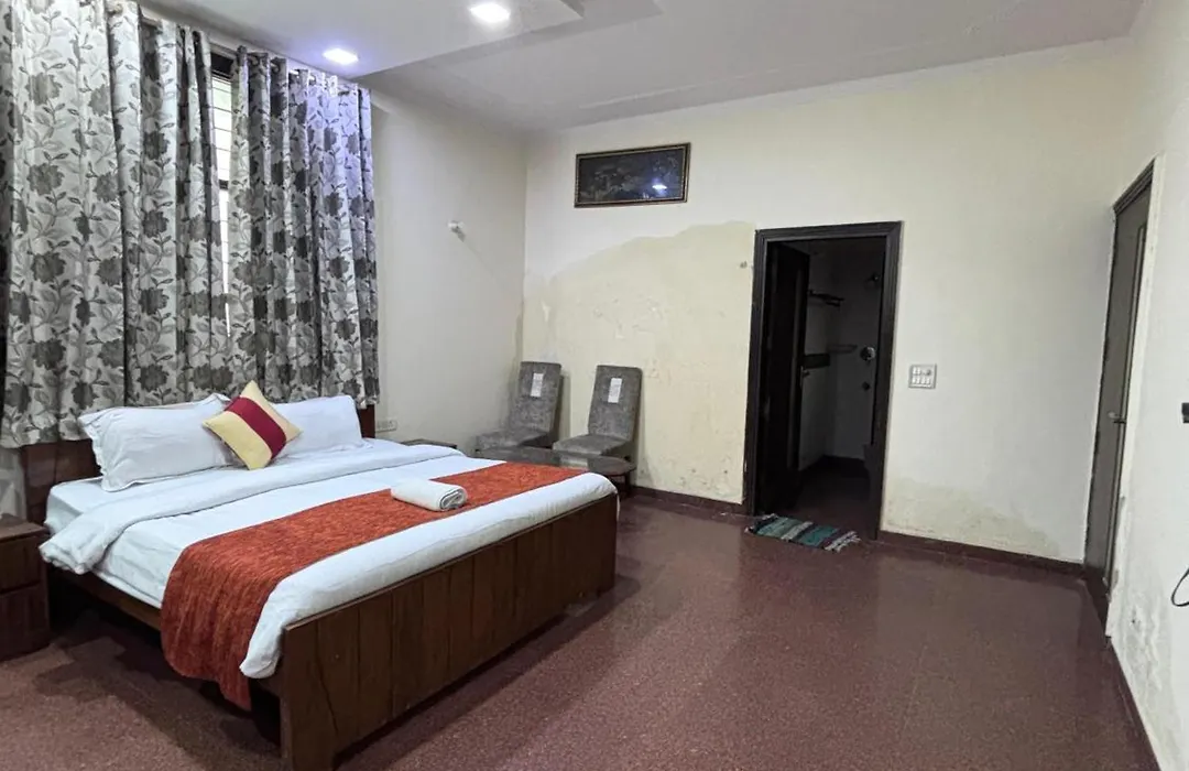 Hotel Marigold-1