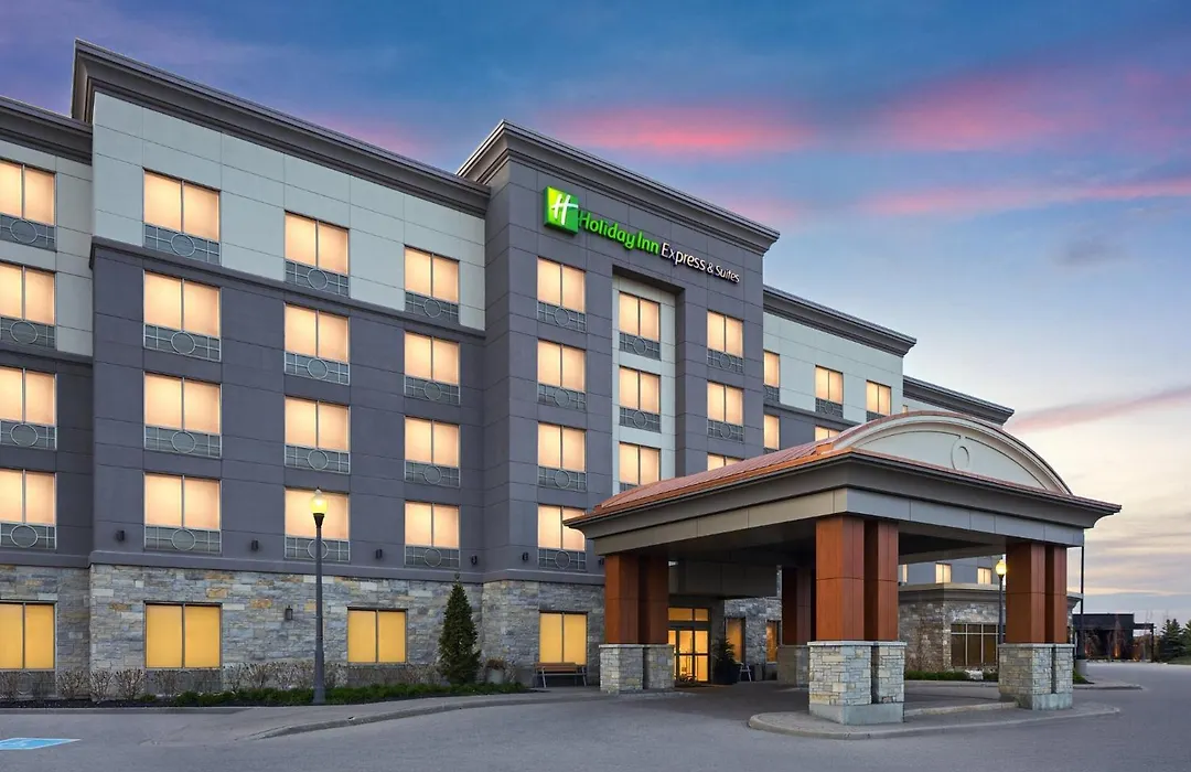 Holiday Inn Express & Suites Vaughan-Southwest By Ihg-1