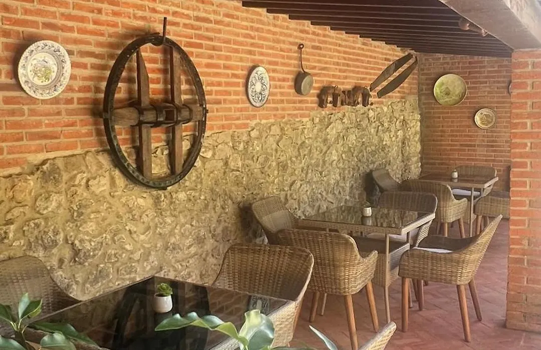 Hotel Gavitu-1