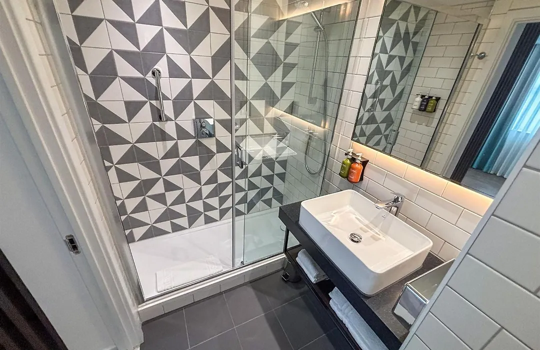 Holiday Inn London - Whitechapel By Ihg-1