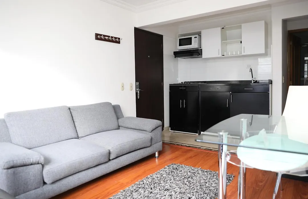 Hotel Suites 108-1