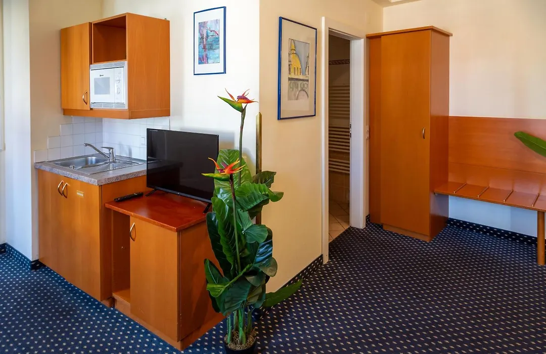 Suite Hotel 900 m zur Oper-1