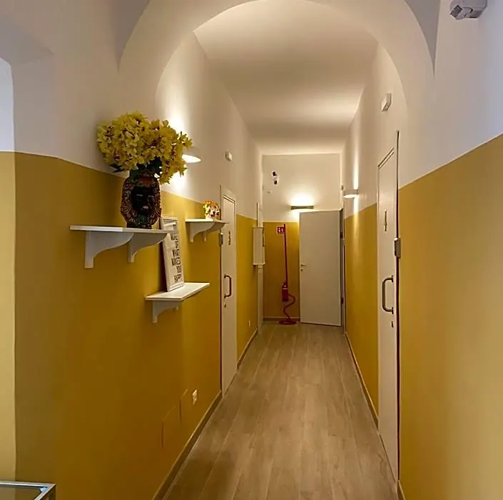 Relais Roma Vaticano - METRO station Ottaviano-1