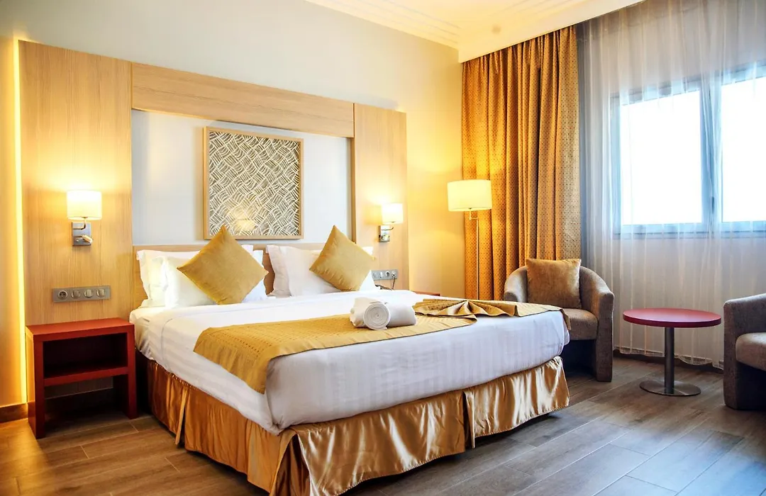 Golden Tulip Le Diplomate-1