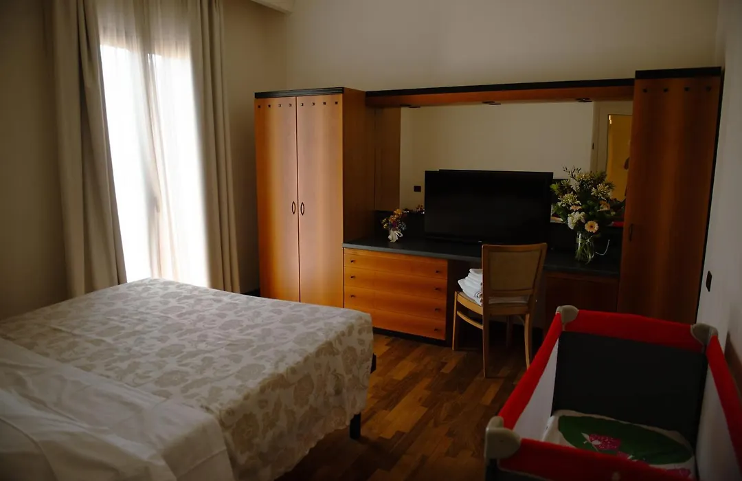 Hotel Ombra-1