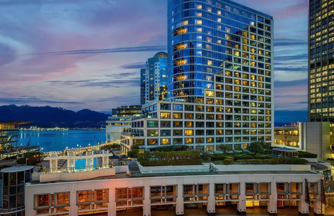 Fairmont Waterfront-1