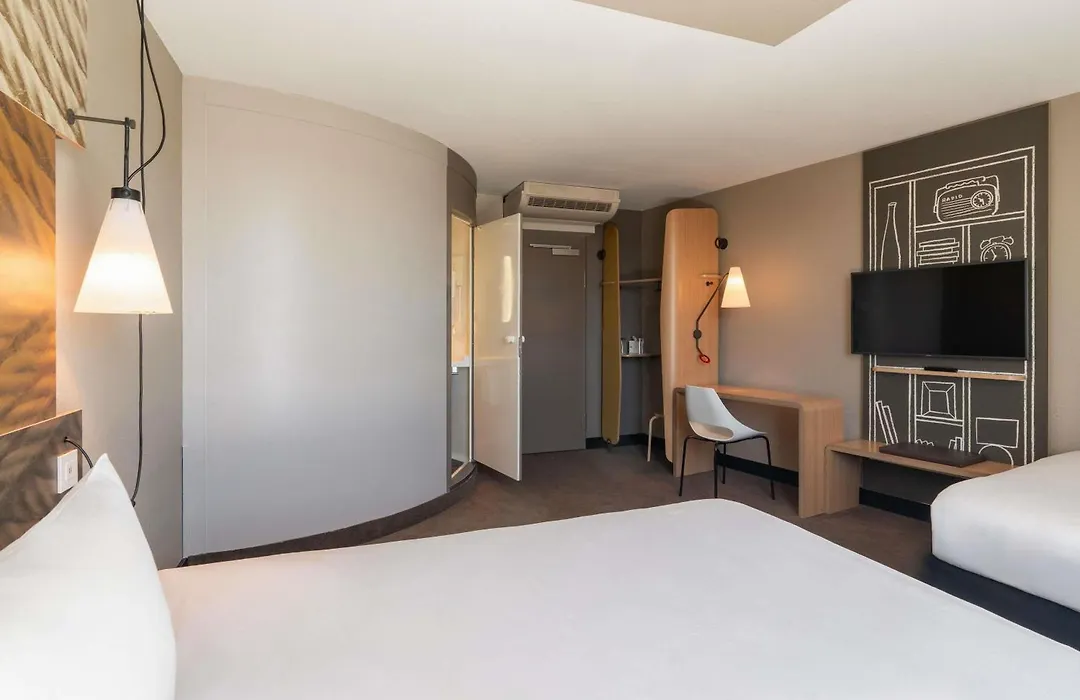 Ibis Bern Expo-1