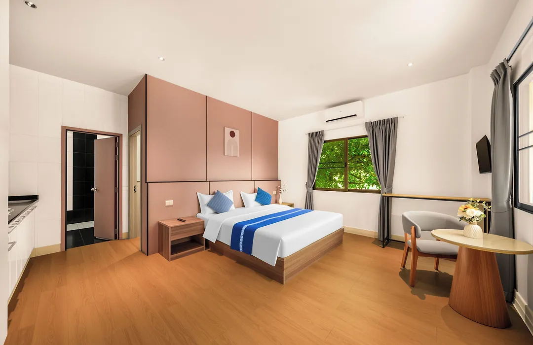 Selina Place Hotel-1
