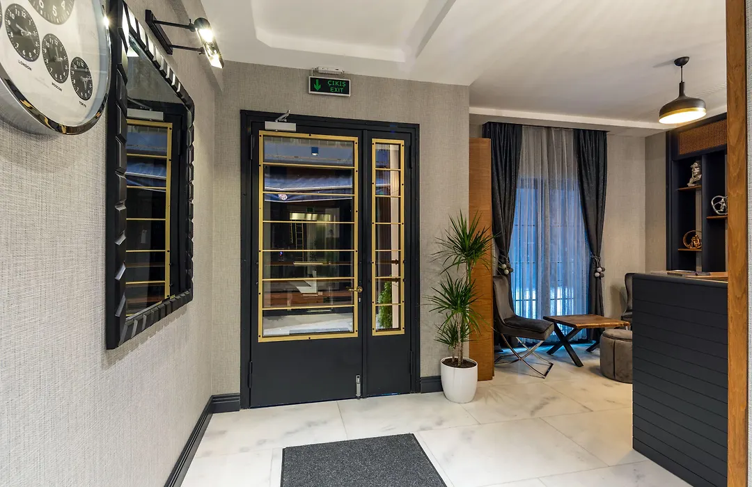 Sala Suites-1