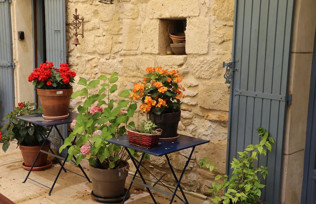 Le Mas des Cerisiers JACUZZI et SAUNA inclus pour tous les logements-1