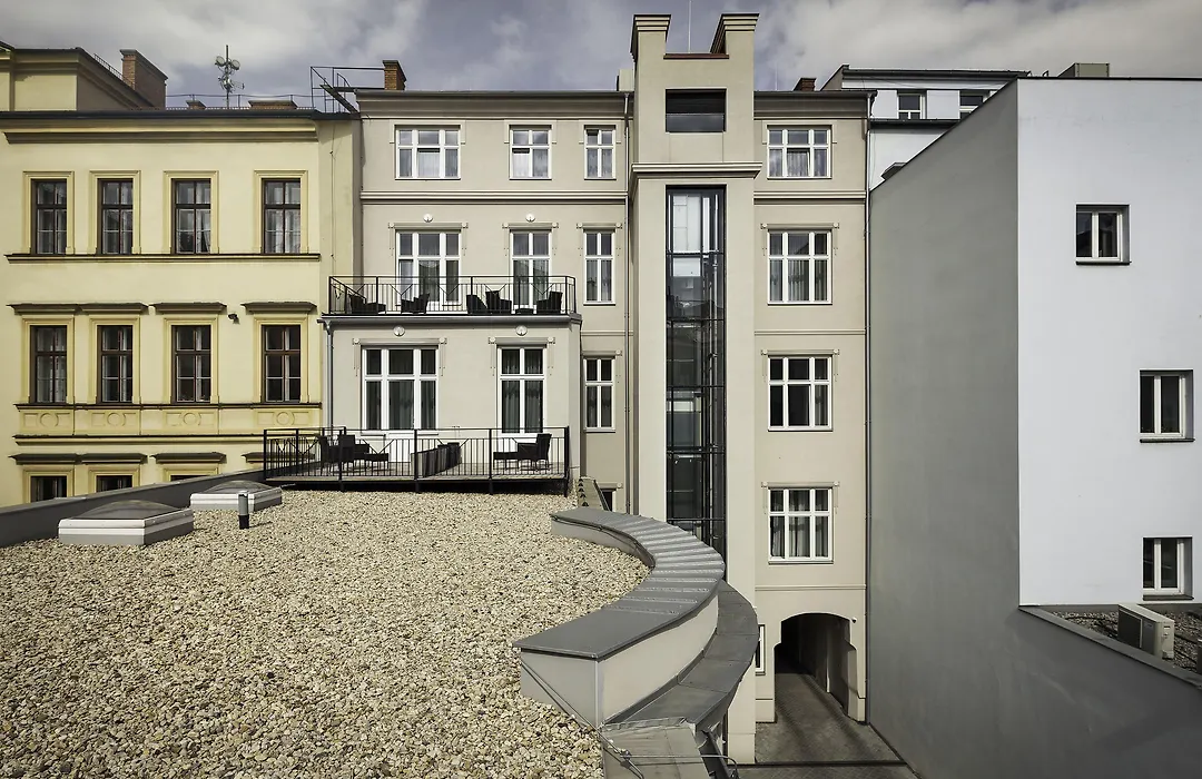 Elizabeth Suites-1