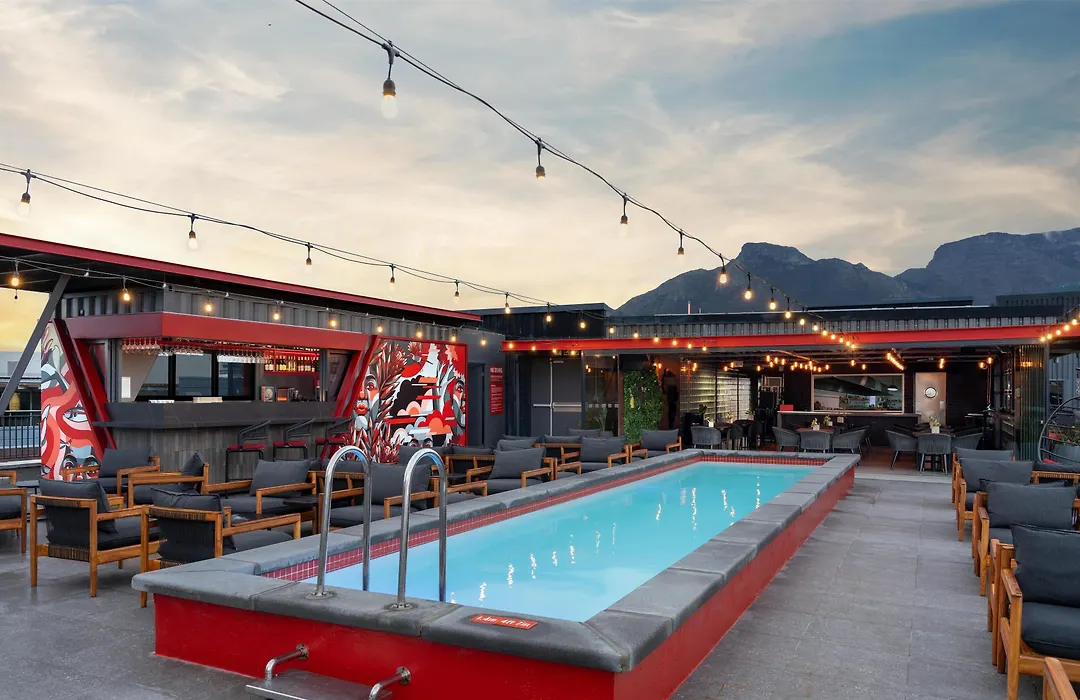 Radisson Red Hotel V&A Waterfront Cape Town-1