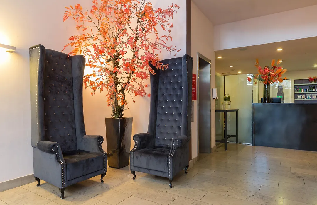 Leonardo Hotel Utrecht City Center-1