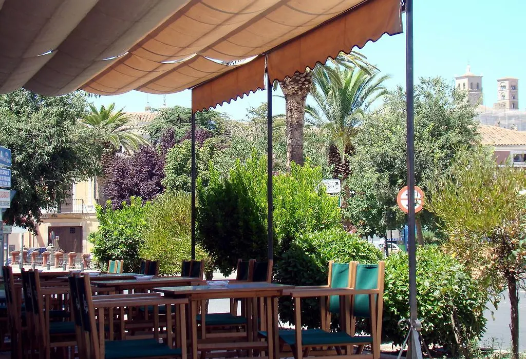 Hostal Emilia-1
