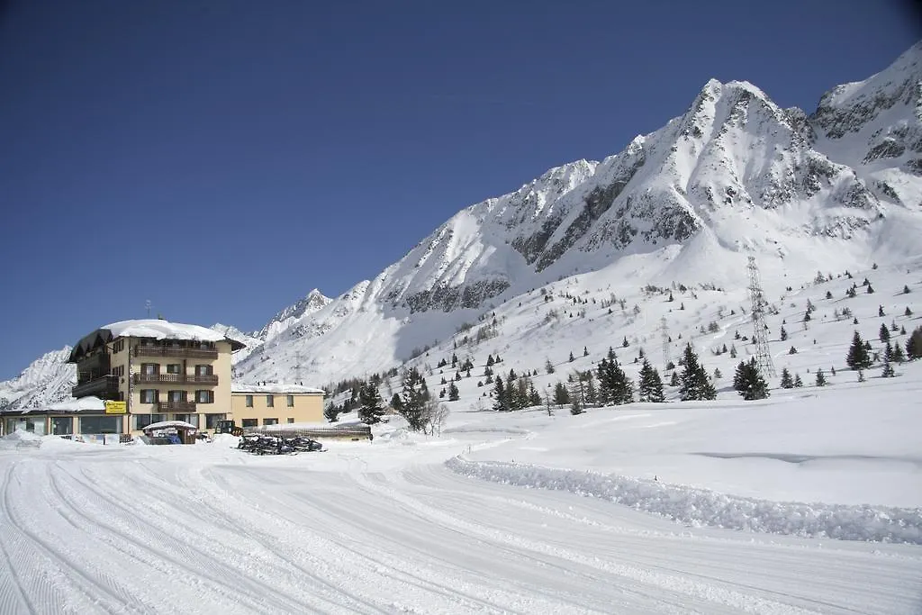 Hotel Dolomiti-1