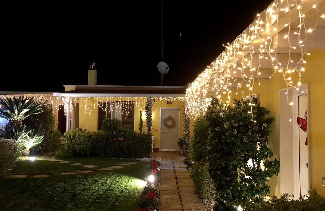 La Casa (Adults Only)-1
