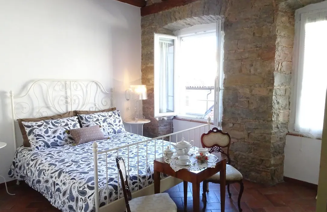 B&B Gens Julia-1