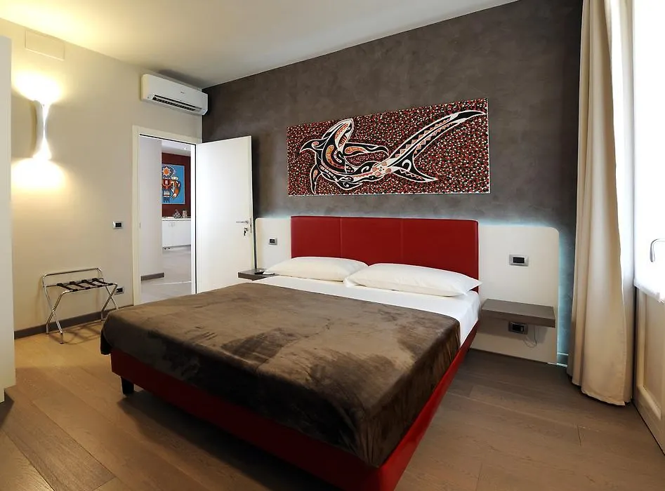 B&B Opera-1