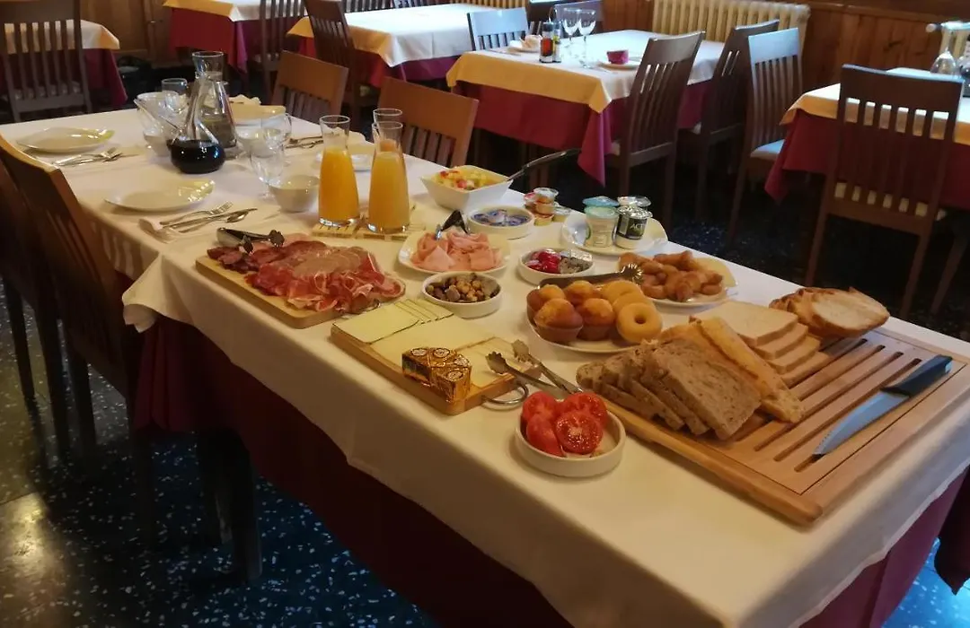 Hotel La Ribera-1