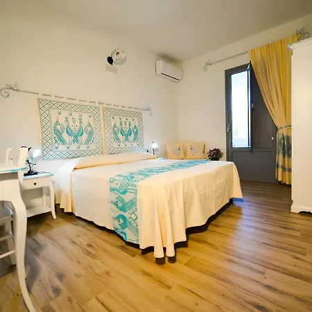 Hotel Made-2