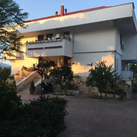 La Casa di Emanuella - Rooms&International Suites-2