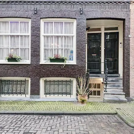 Amsterdam Home-2